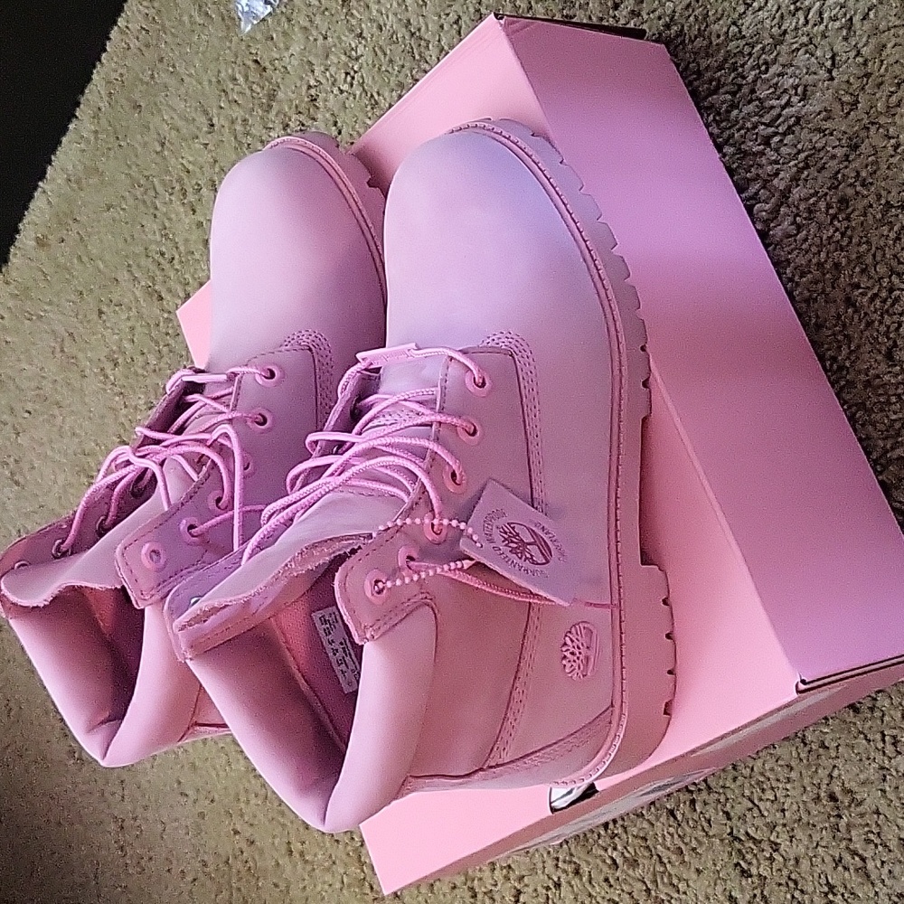 Pink Timberland boots size 7 youth